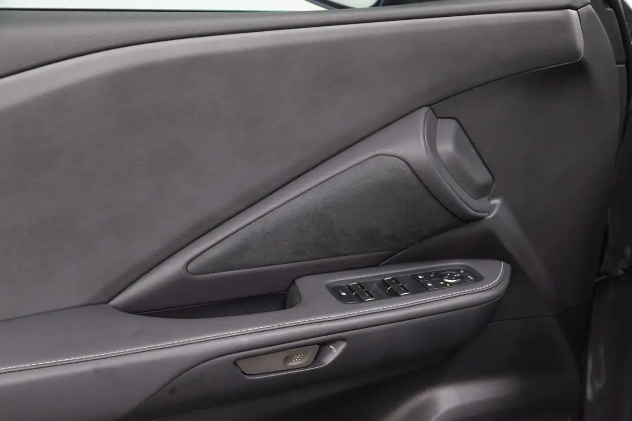 Lexus TX 350 - Image 12
