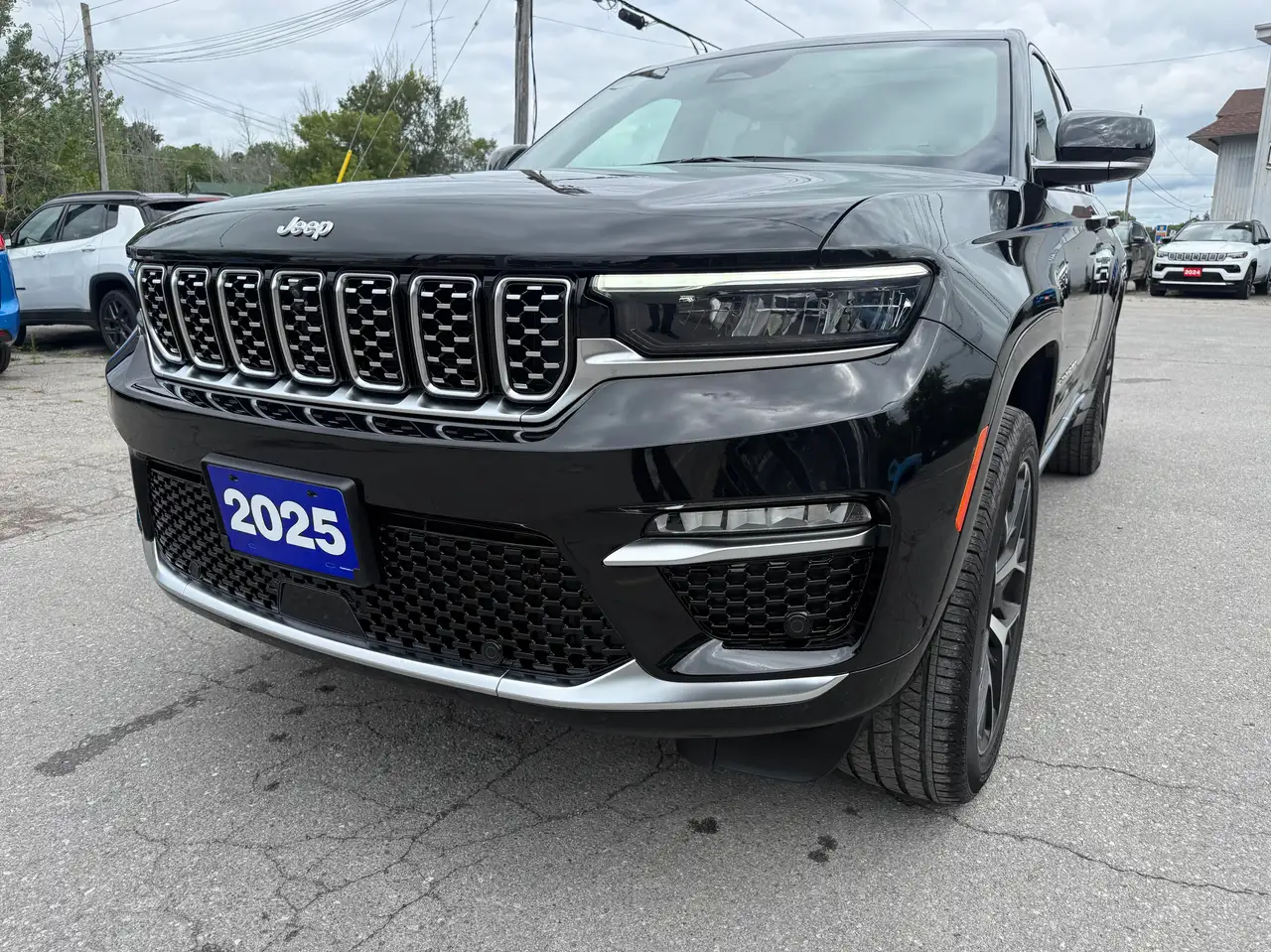 Jeep Grand Cherokee - Image 9
