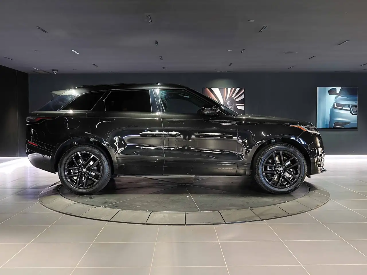 Land Rover Range Rover Velar - Image 4