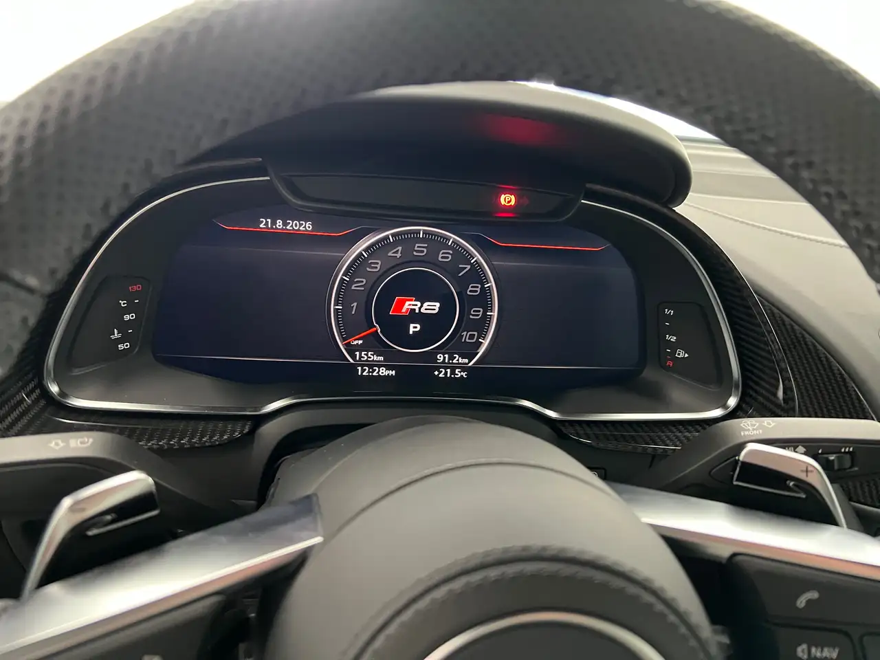 Audi R8 - Image 6