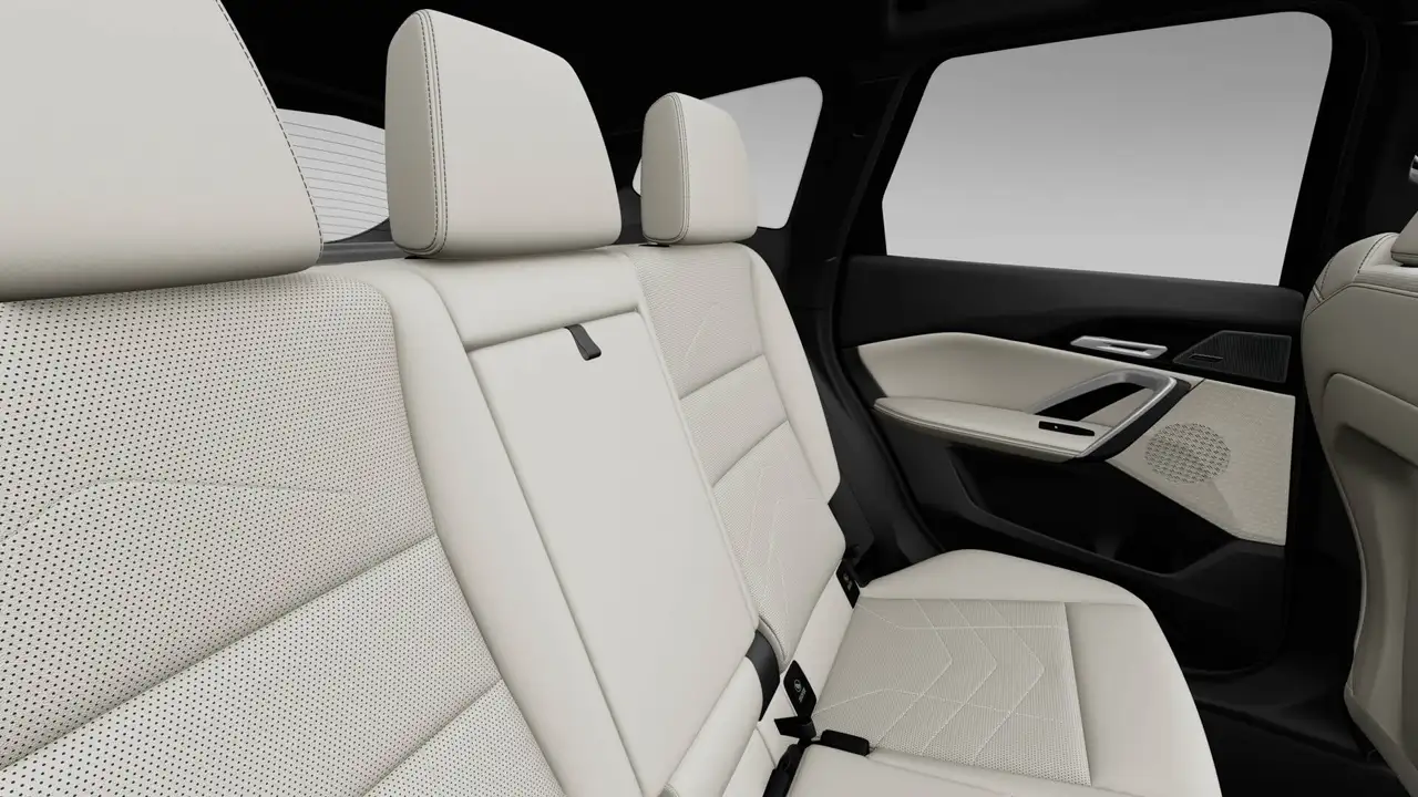 BMW X1 - Image 12