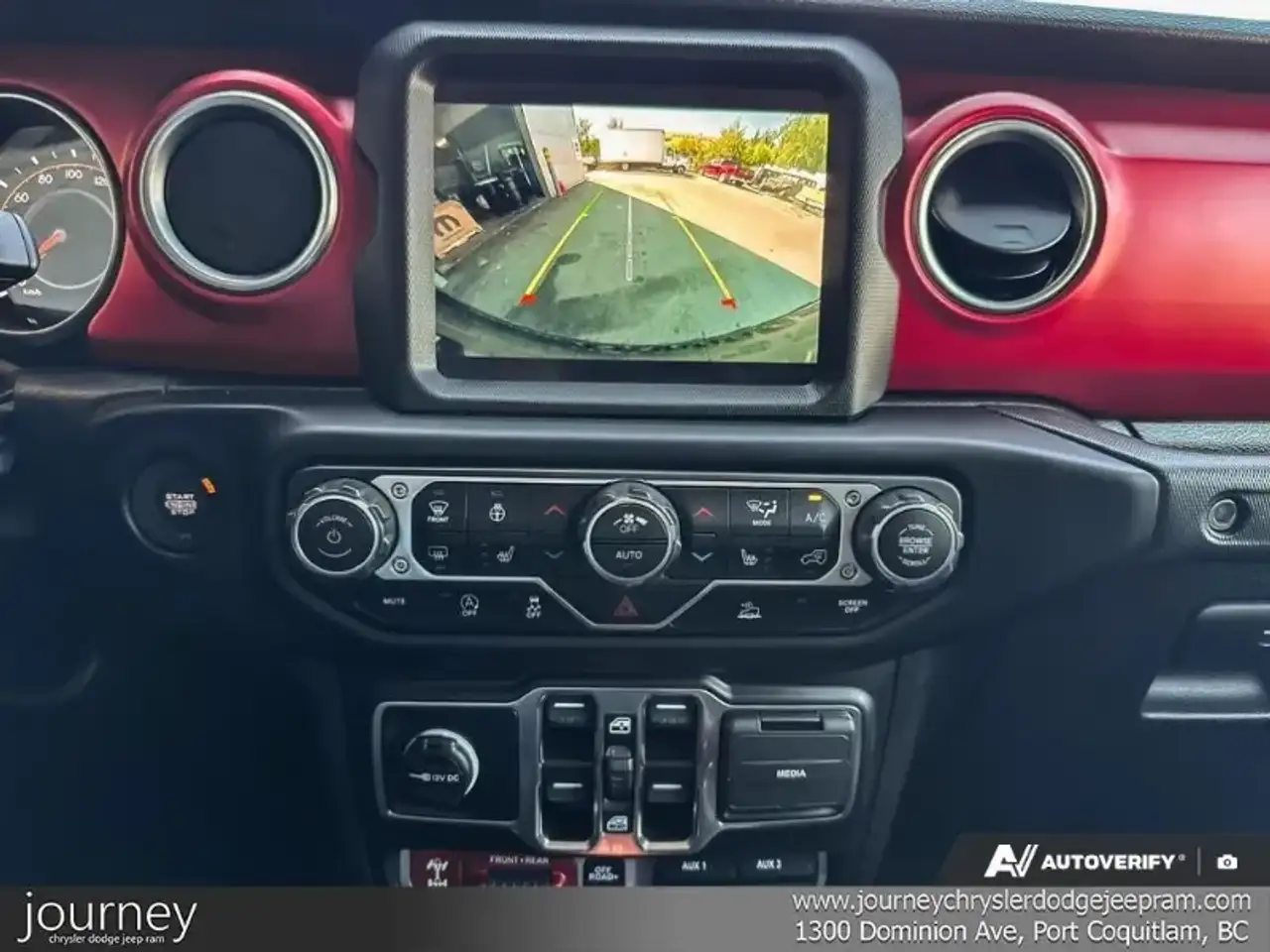 Jeep Wrangler - Image 18
