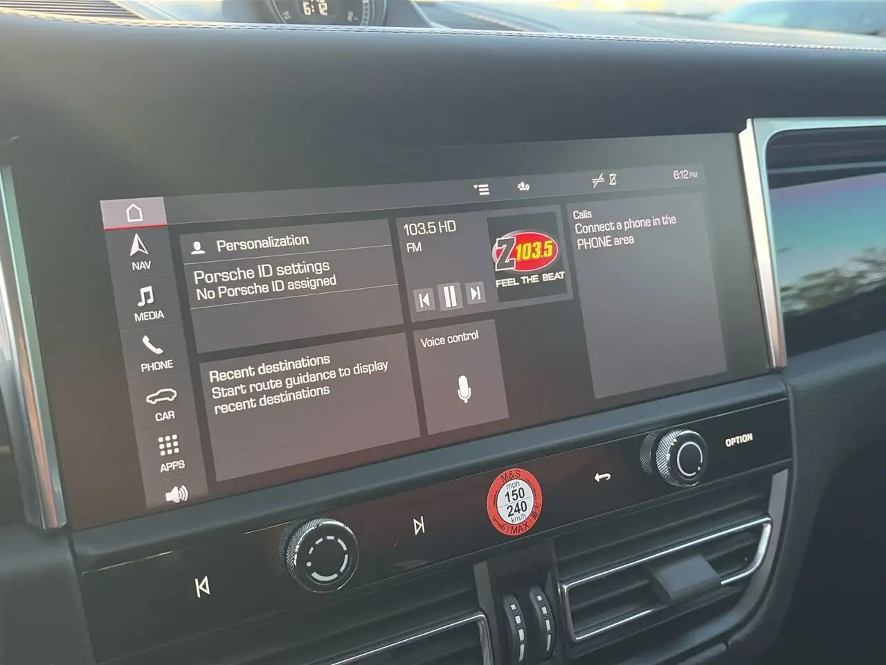 Porsche Macan - Image 24