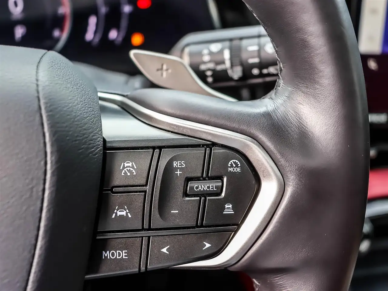 Lexus NX - Image 30