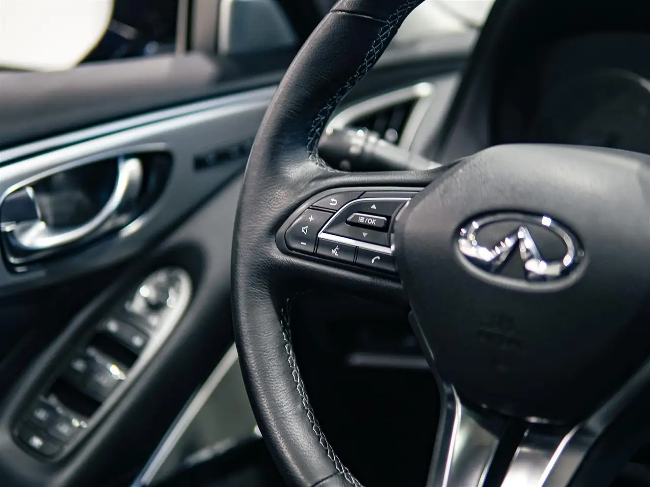 Infiniti Q50 - Image 28