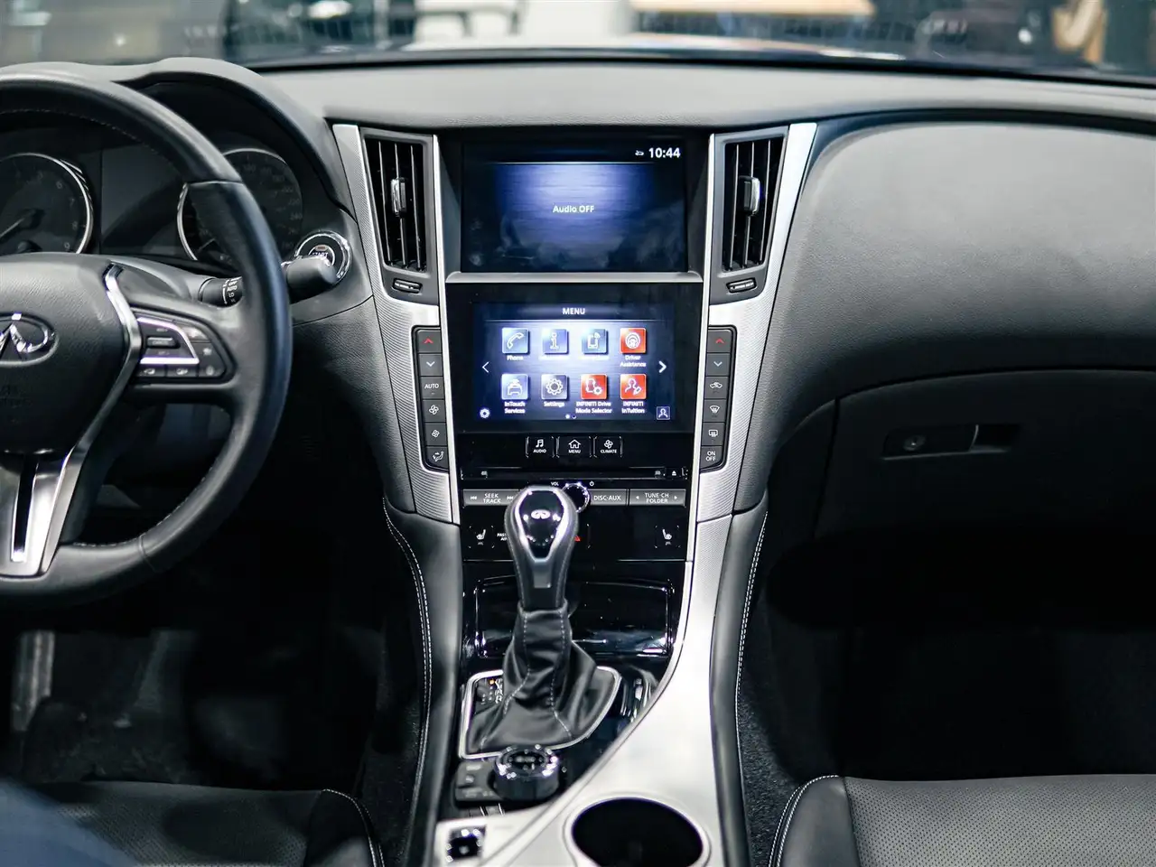 Infiniti Q50 - Image 11