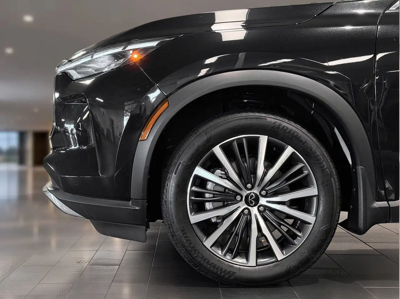 Infiniti QX60 - Image 8