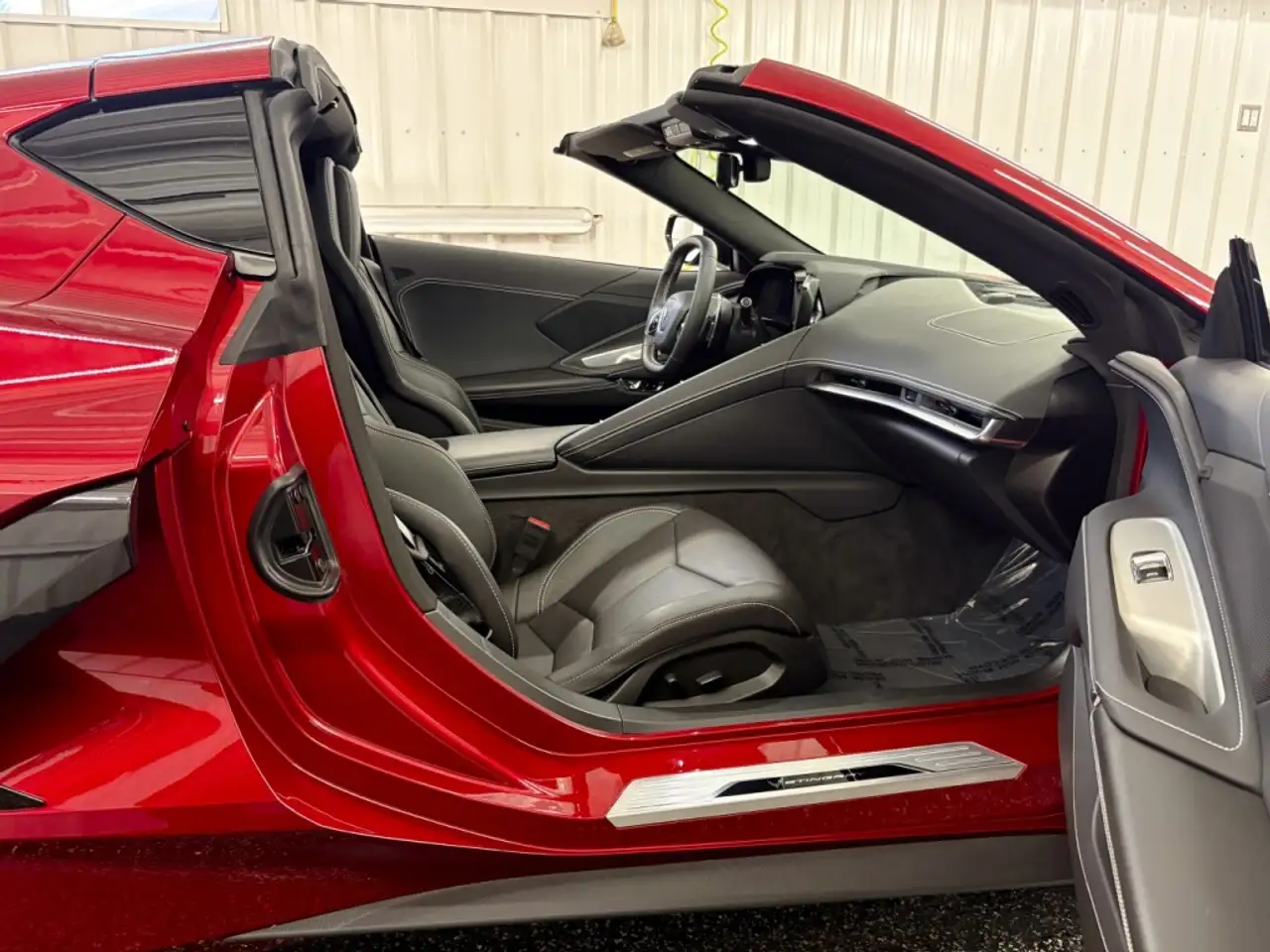 Chevrolet Corvette - Image 19