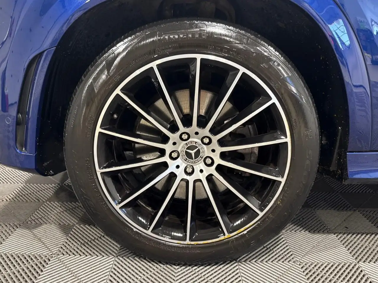 Mercedes-Benz GLE - Image 8