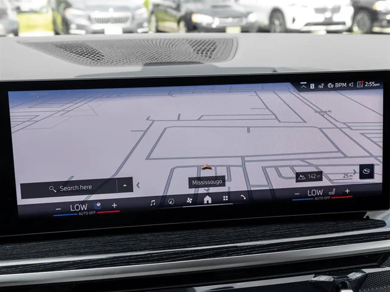 BMW X7 - Image 14
