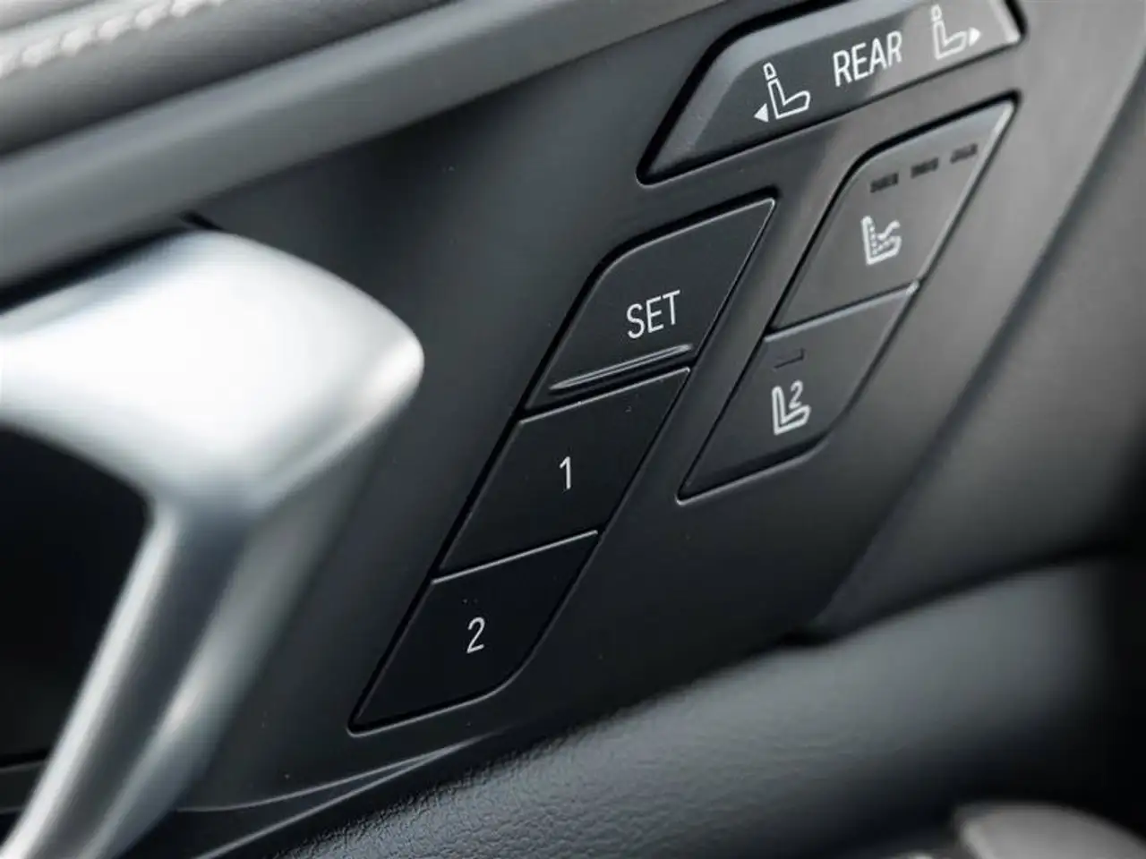 BMW X7 - Image 18