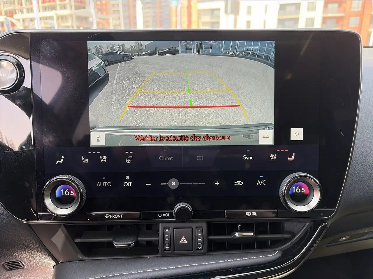 Lexus NX - Image 25