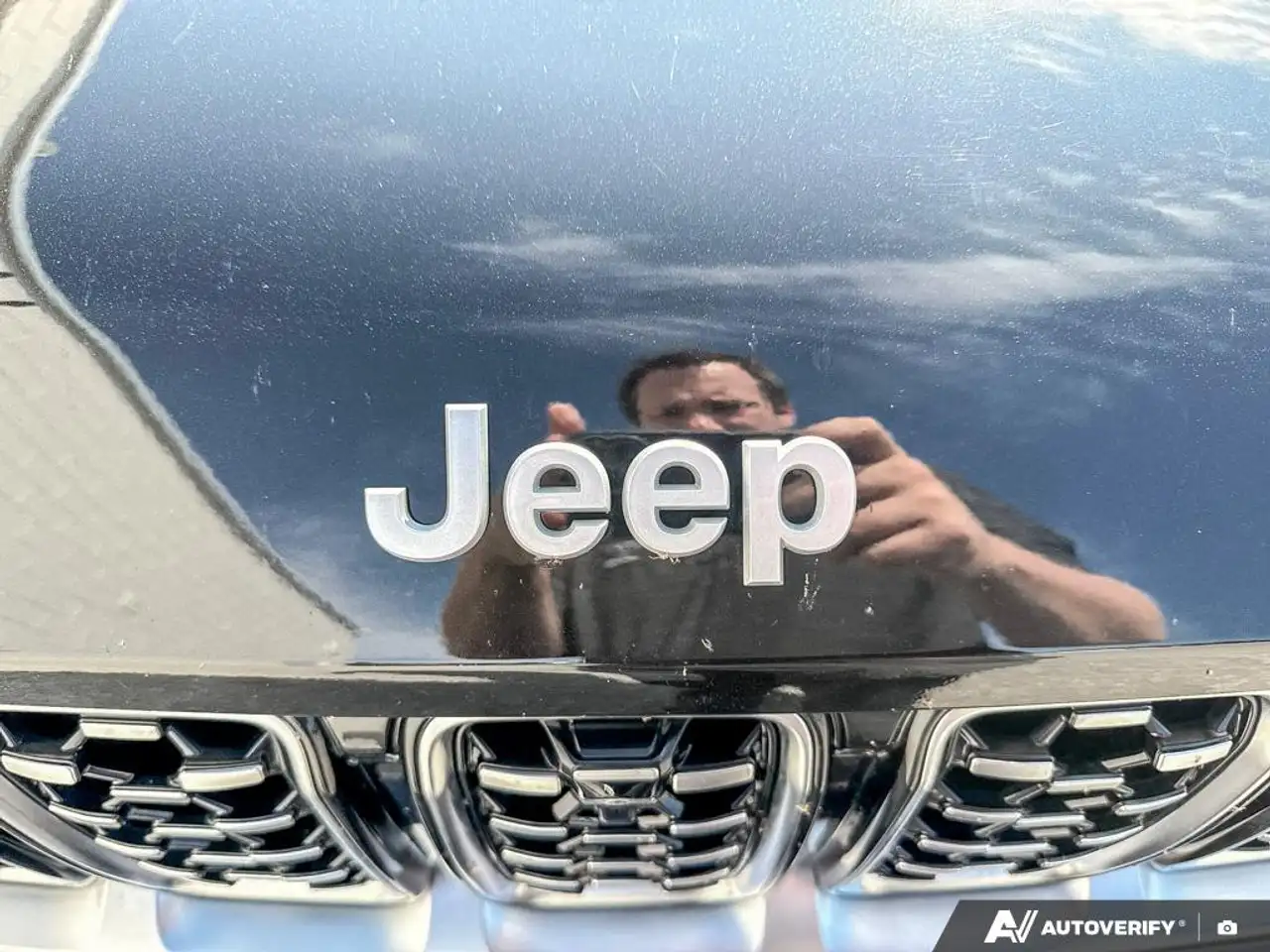 Jeep Grand Cherokee - Image 9