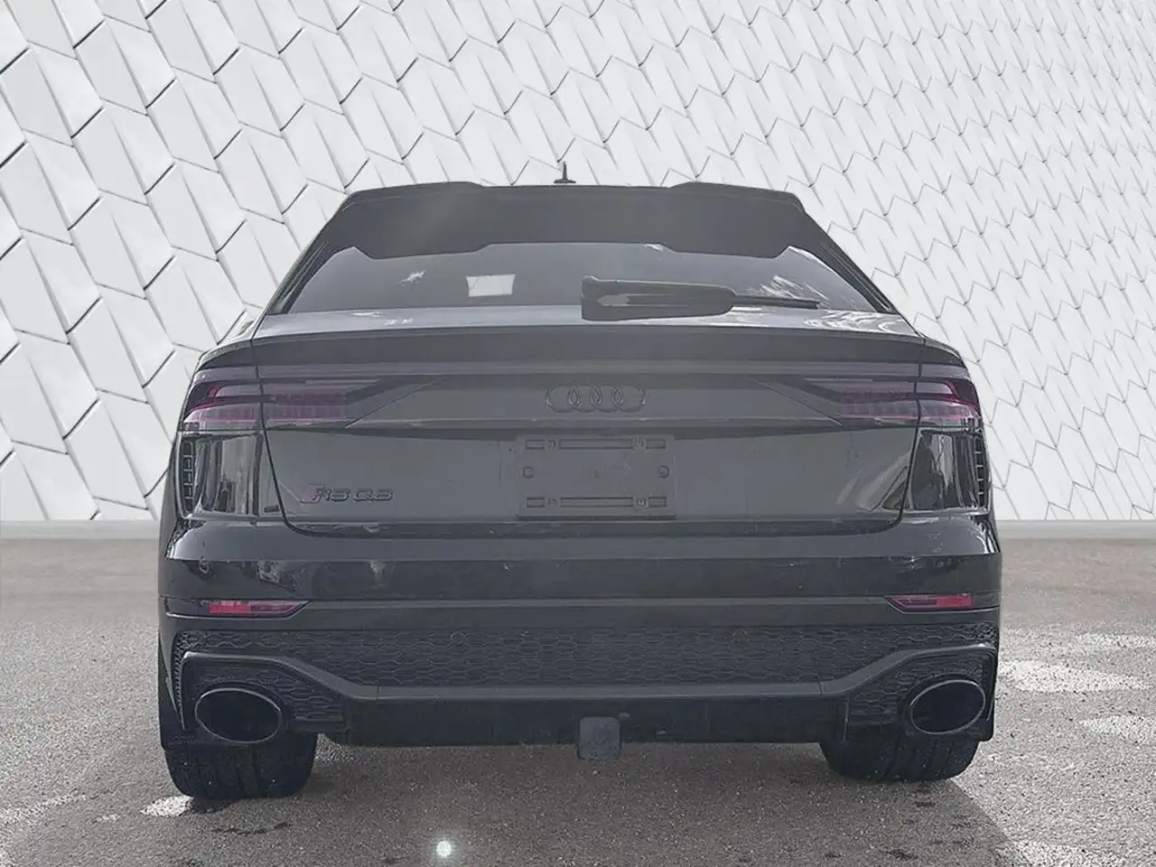 Audi RS Q8 - Image 5