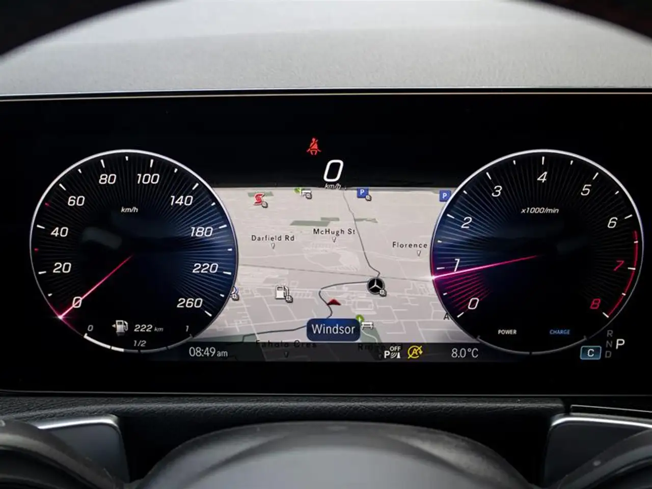 Mercedes-Benz GLB - Image 11