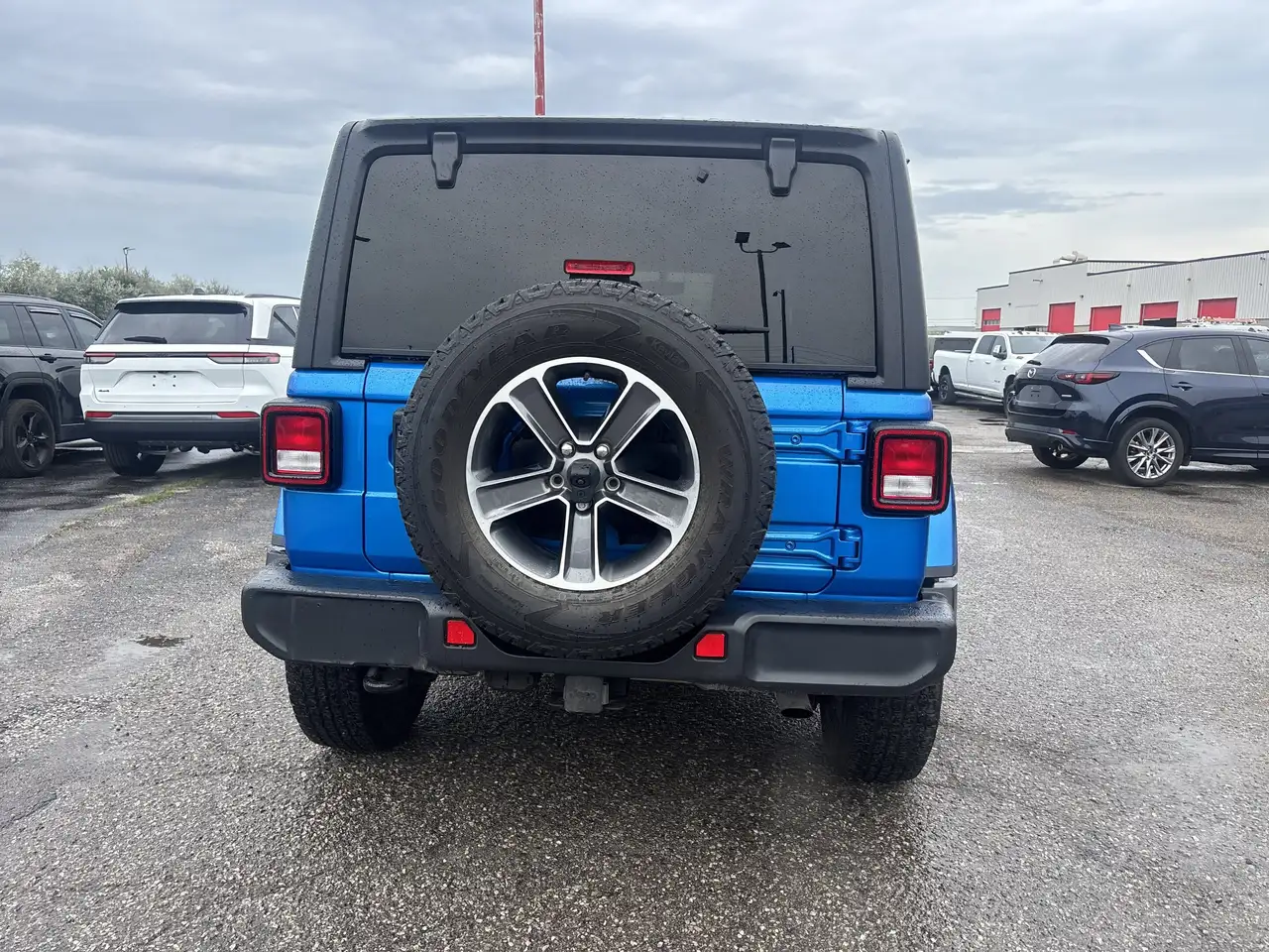 Jeep Wrangler - Image 6