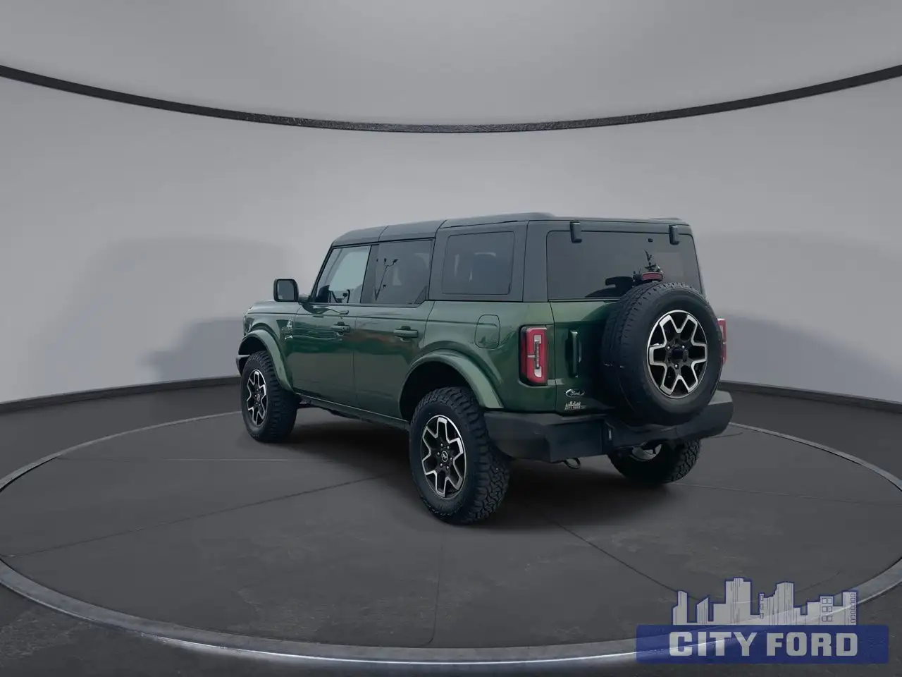 Ford Bronco - Image 6
