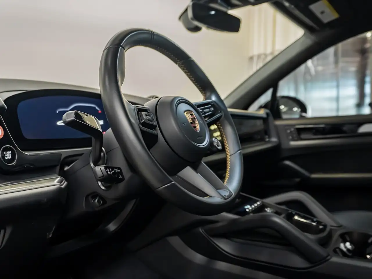 Porsche Cayenne - Image 30
