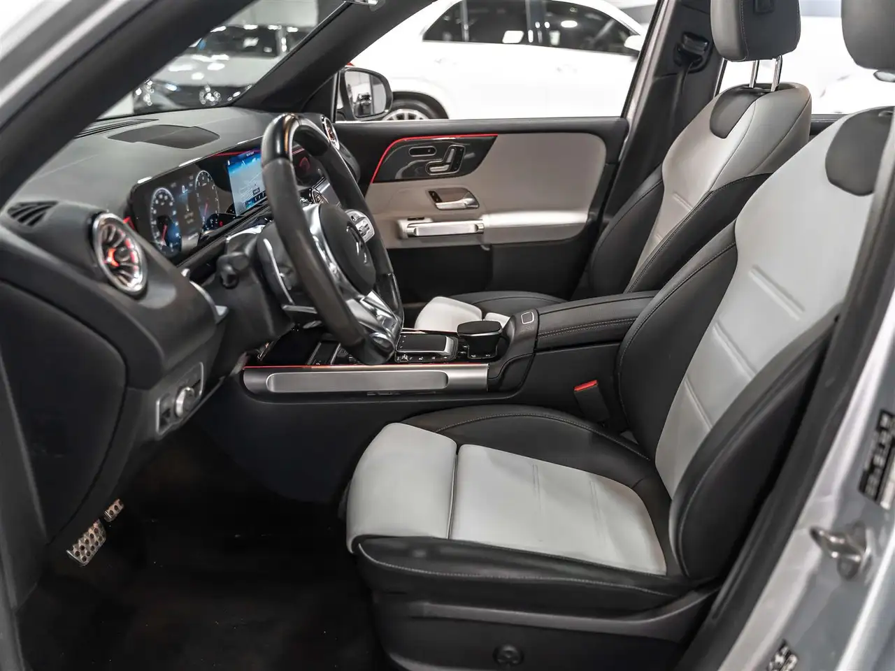 Mercedes-Benz GLB - Image 6
