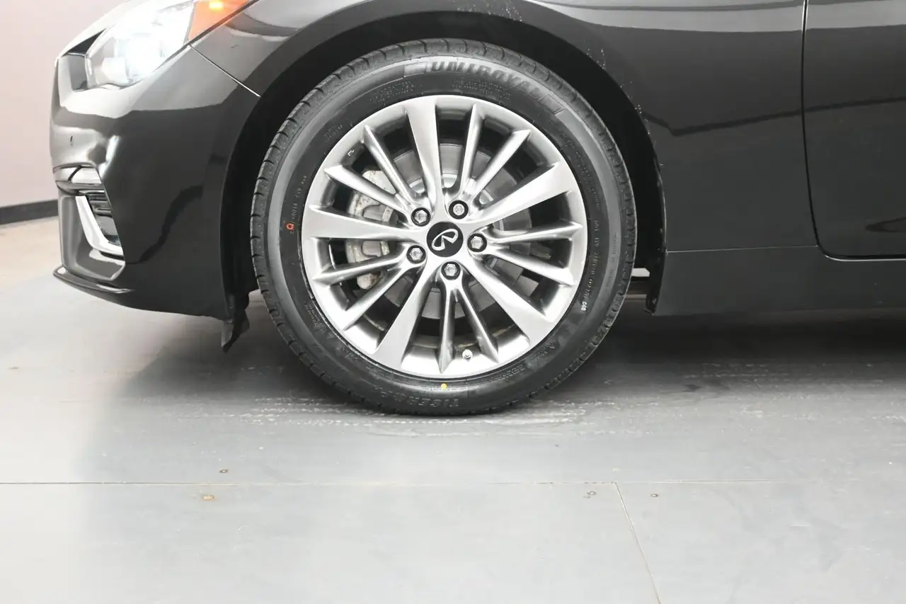 Infiniti Q50 - Image 10