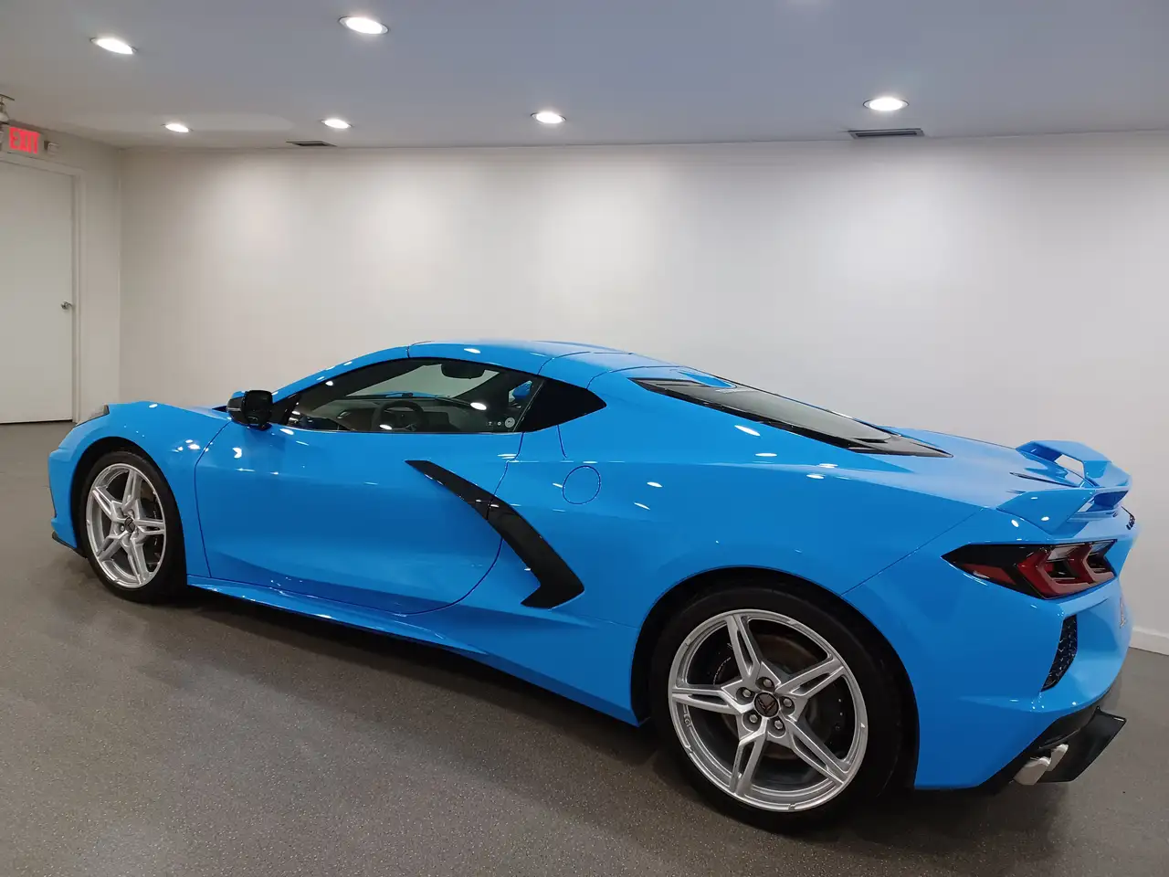 Chevrolet Corvette - Image 7