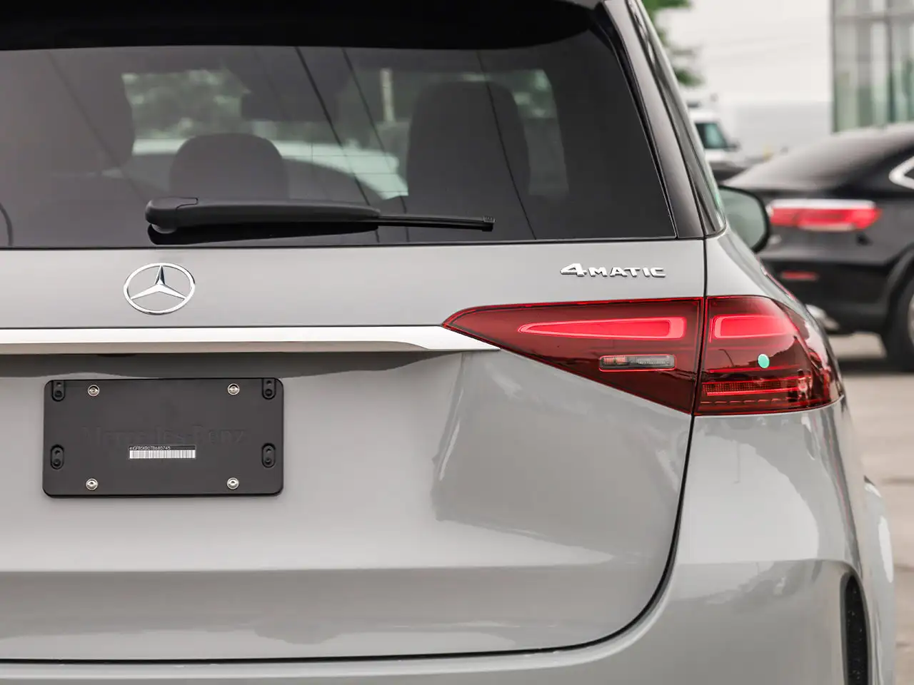 Mercedes-Benz GLE - Image 11