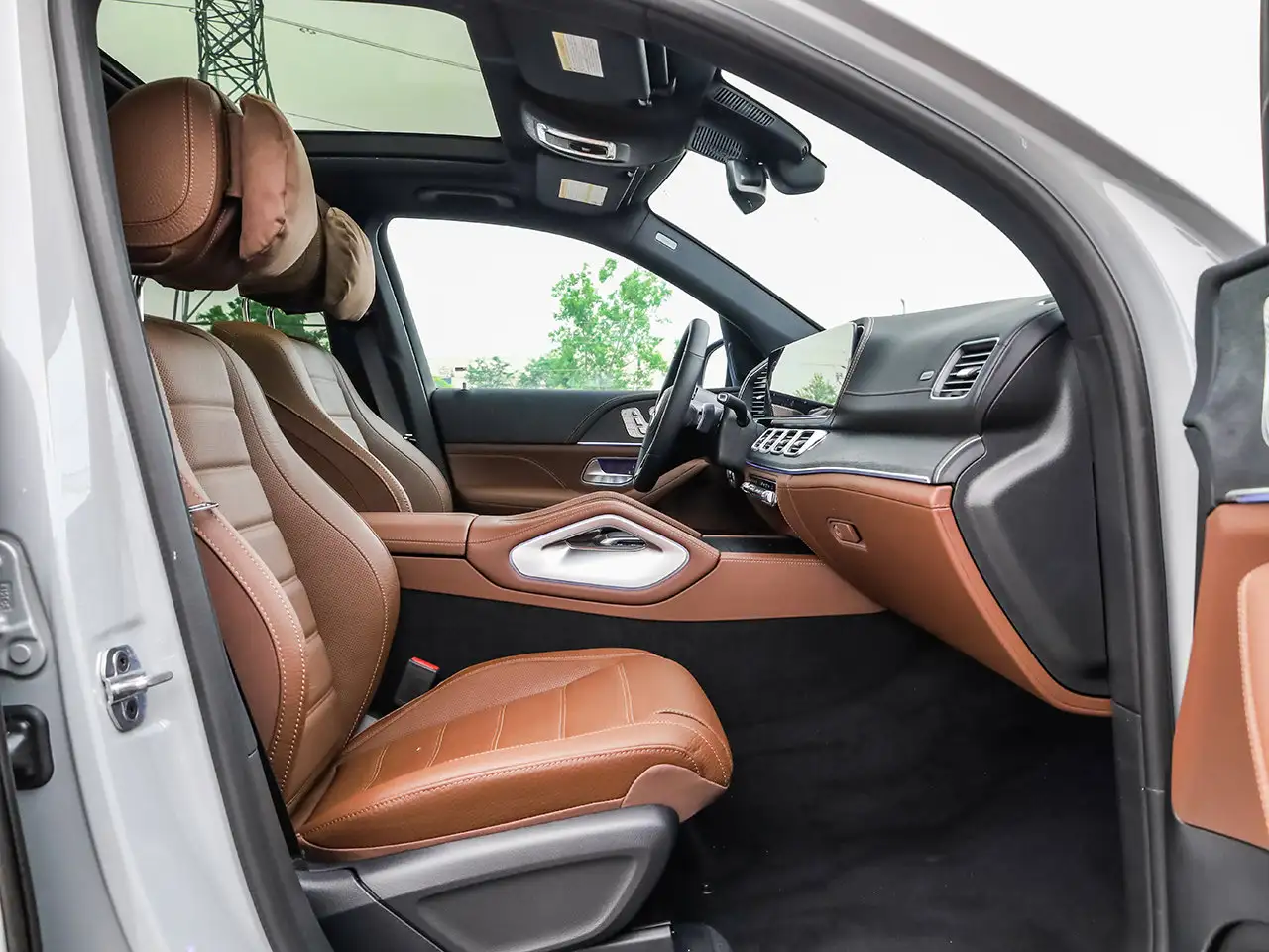 Mercedes-Benz GLE - Image 15