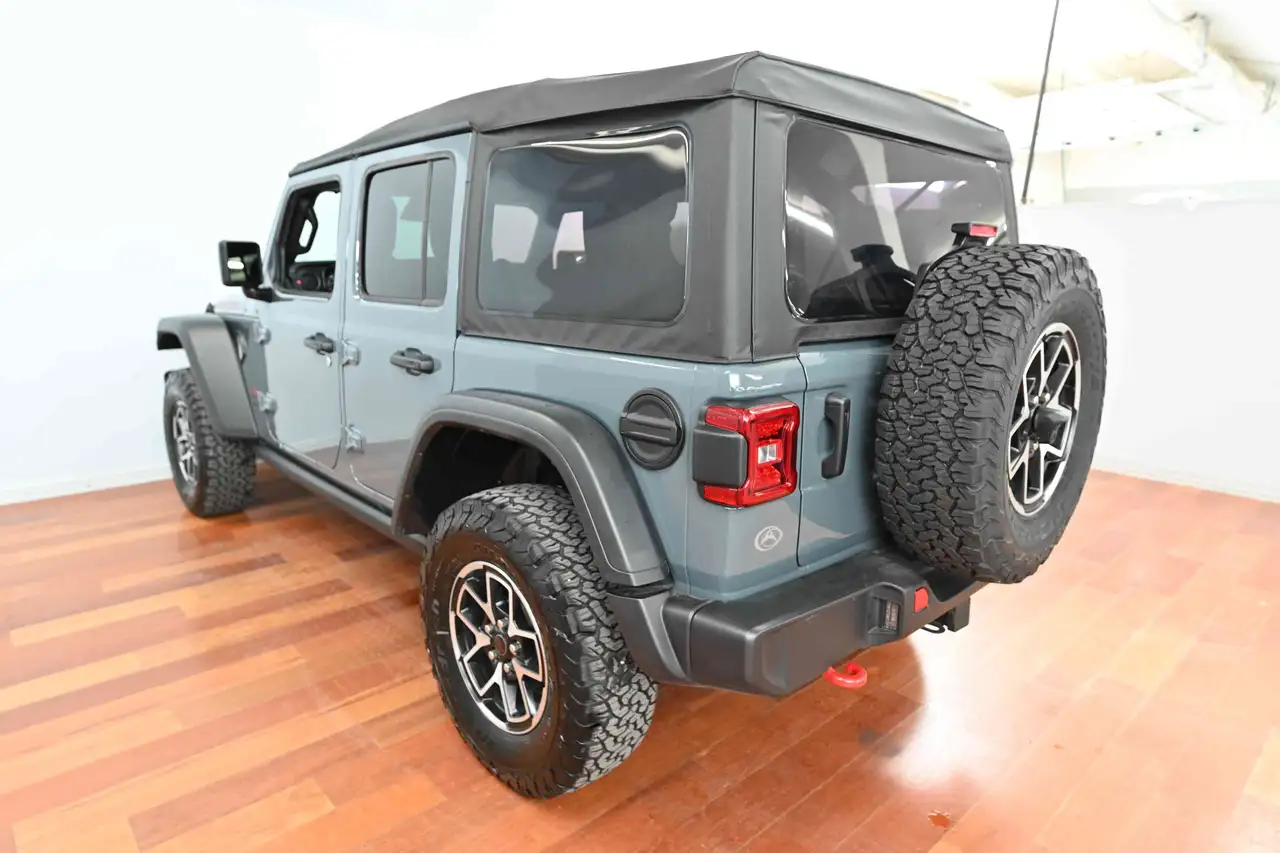 Jeep Wrangler - Image 6