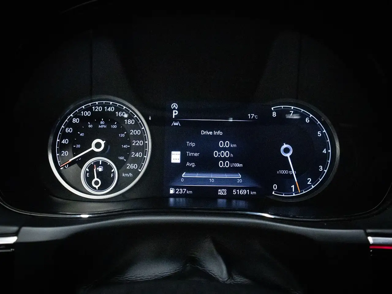 Genesis GV70 - Image 29