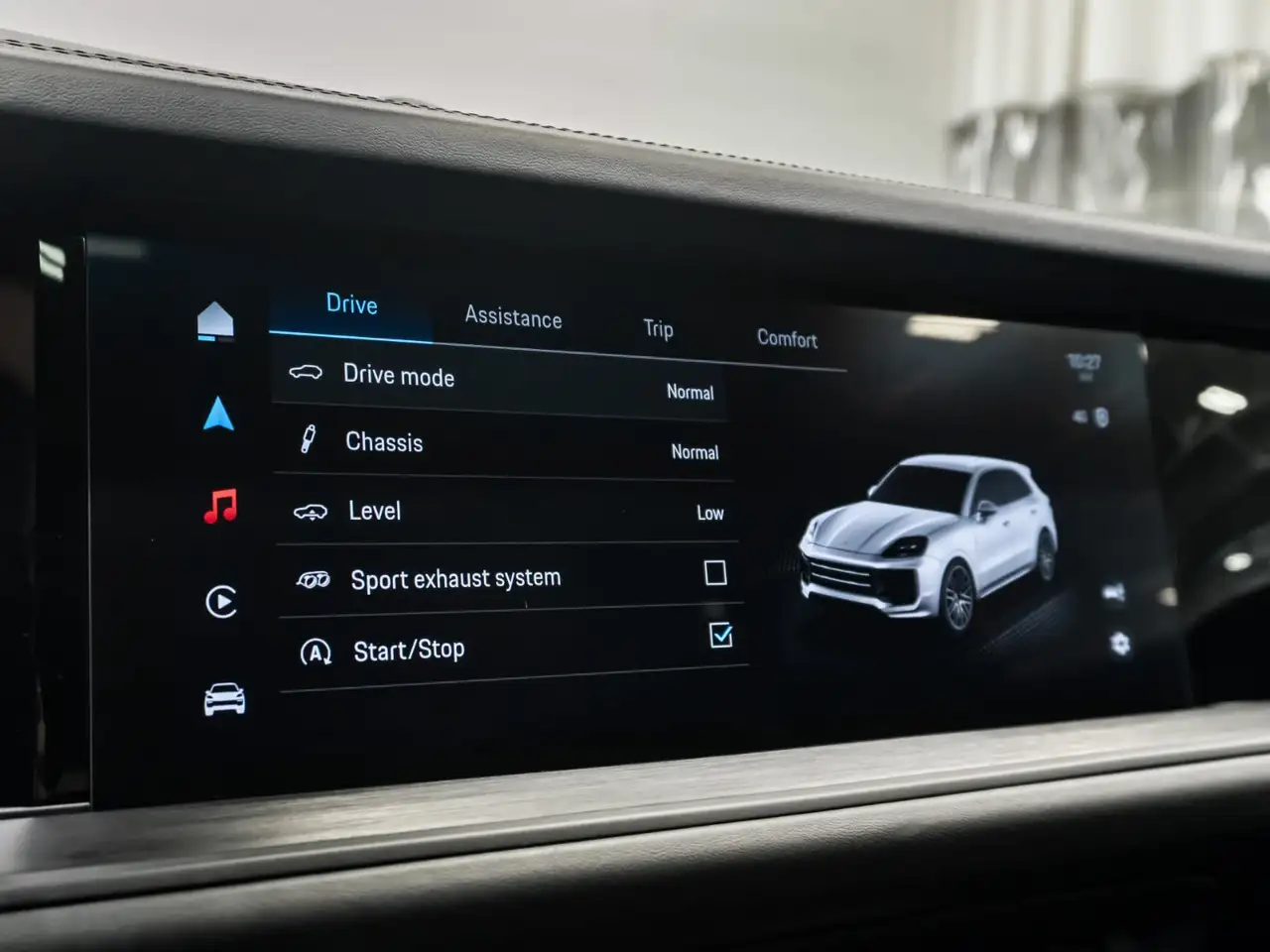 Porsche Cayenne - Image 19