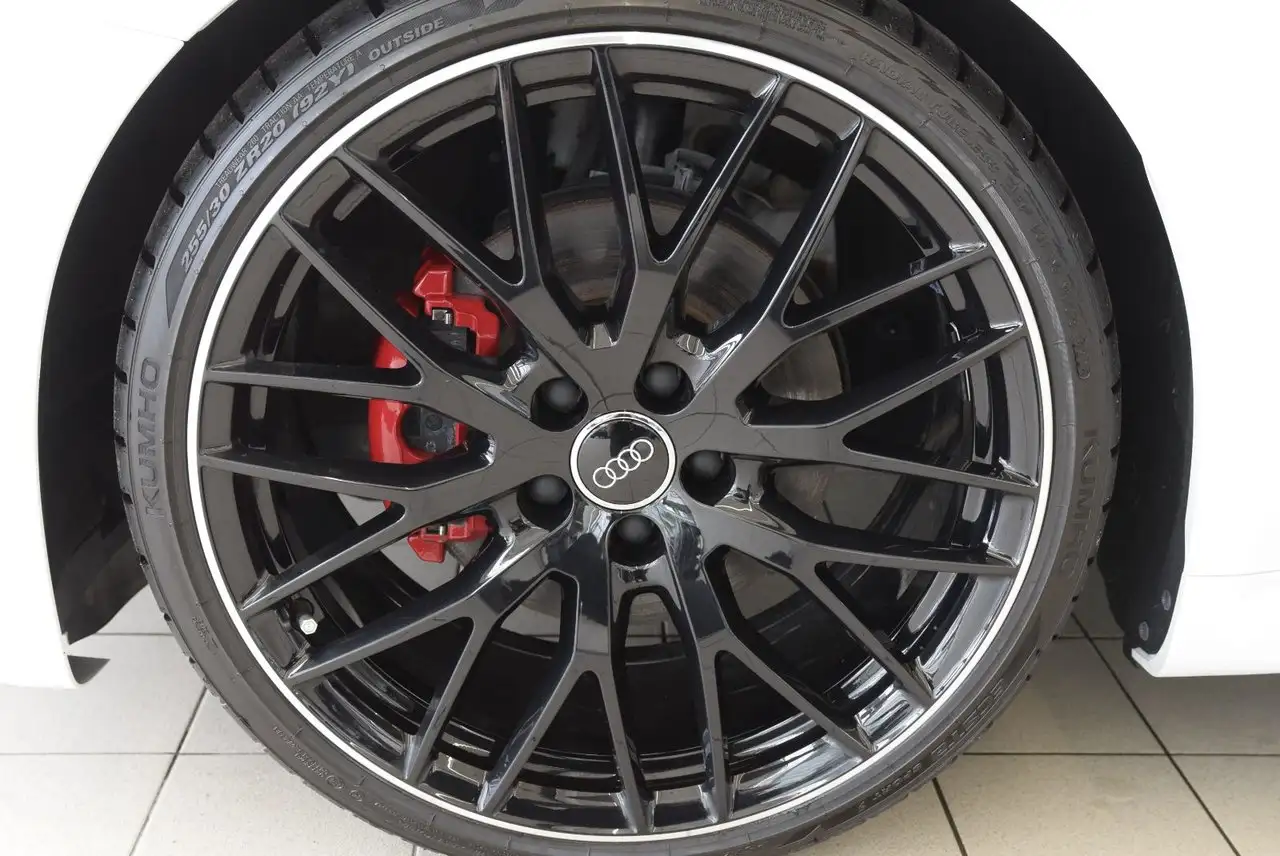 Audi TT - Image 7