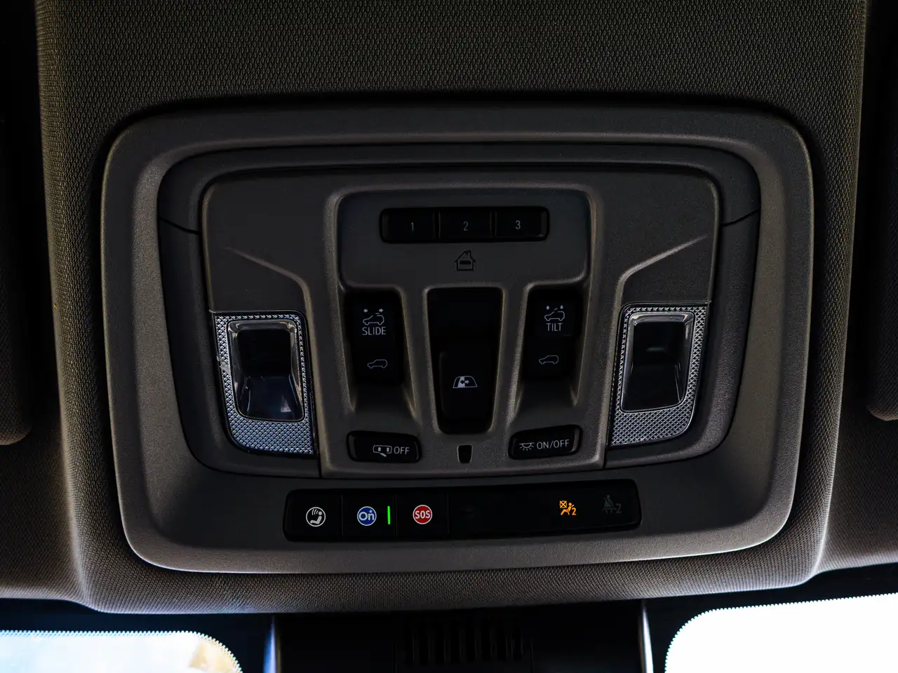 Chevrolet Silverado 1500 - Image 29