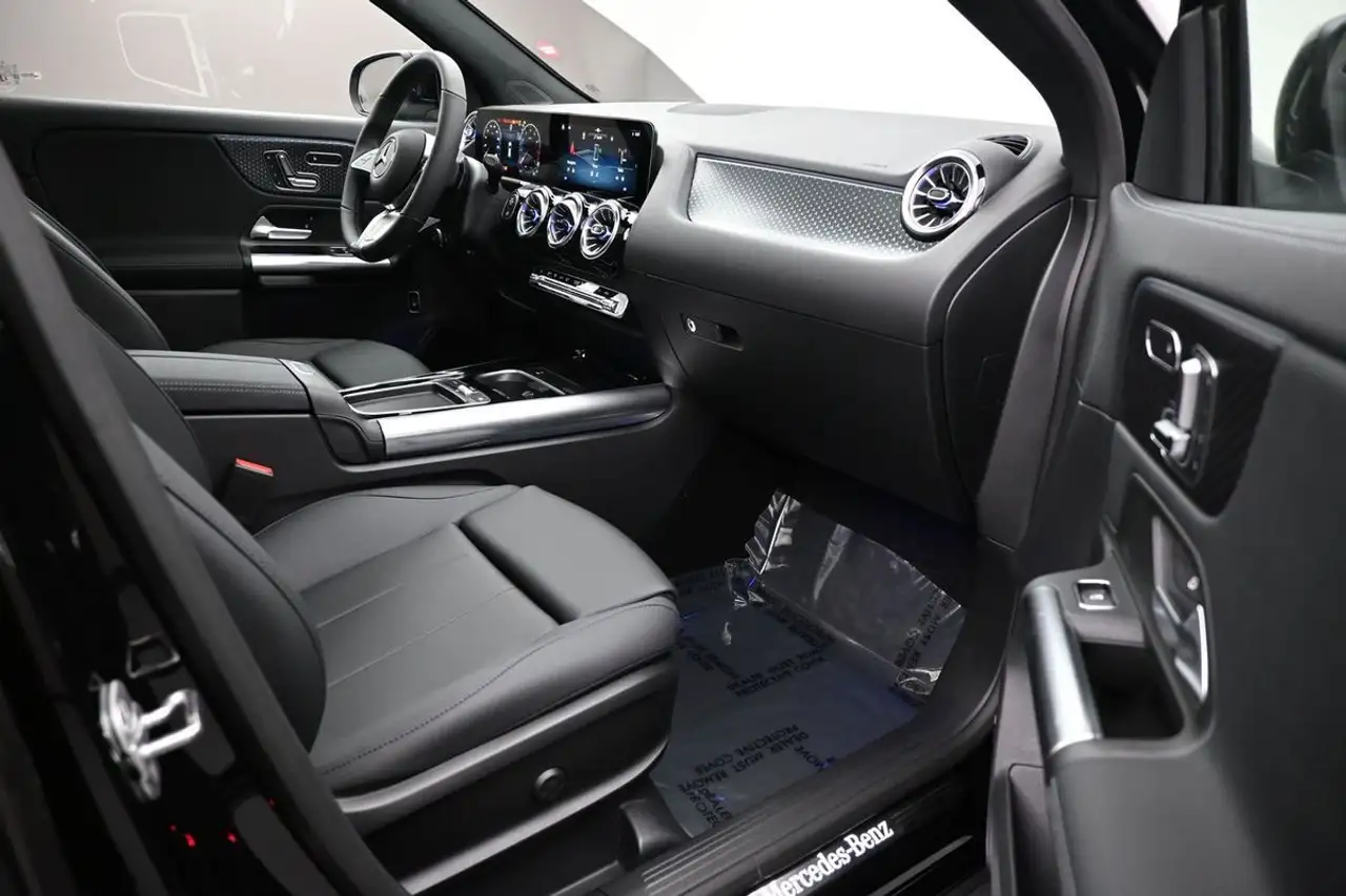 Mercedes-Benz GLA - Image 30