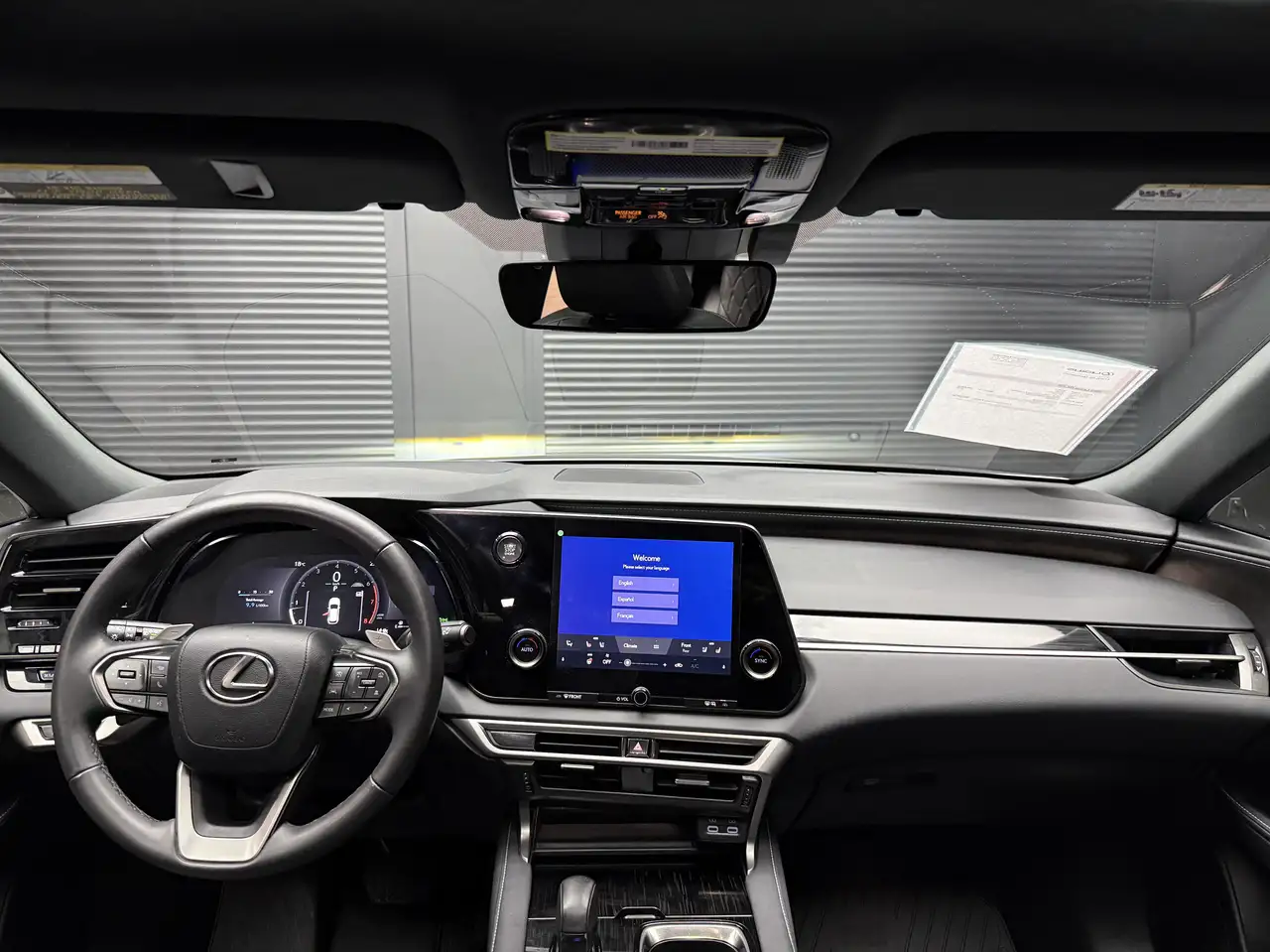 Lexus RX - Image 19