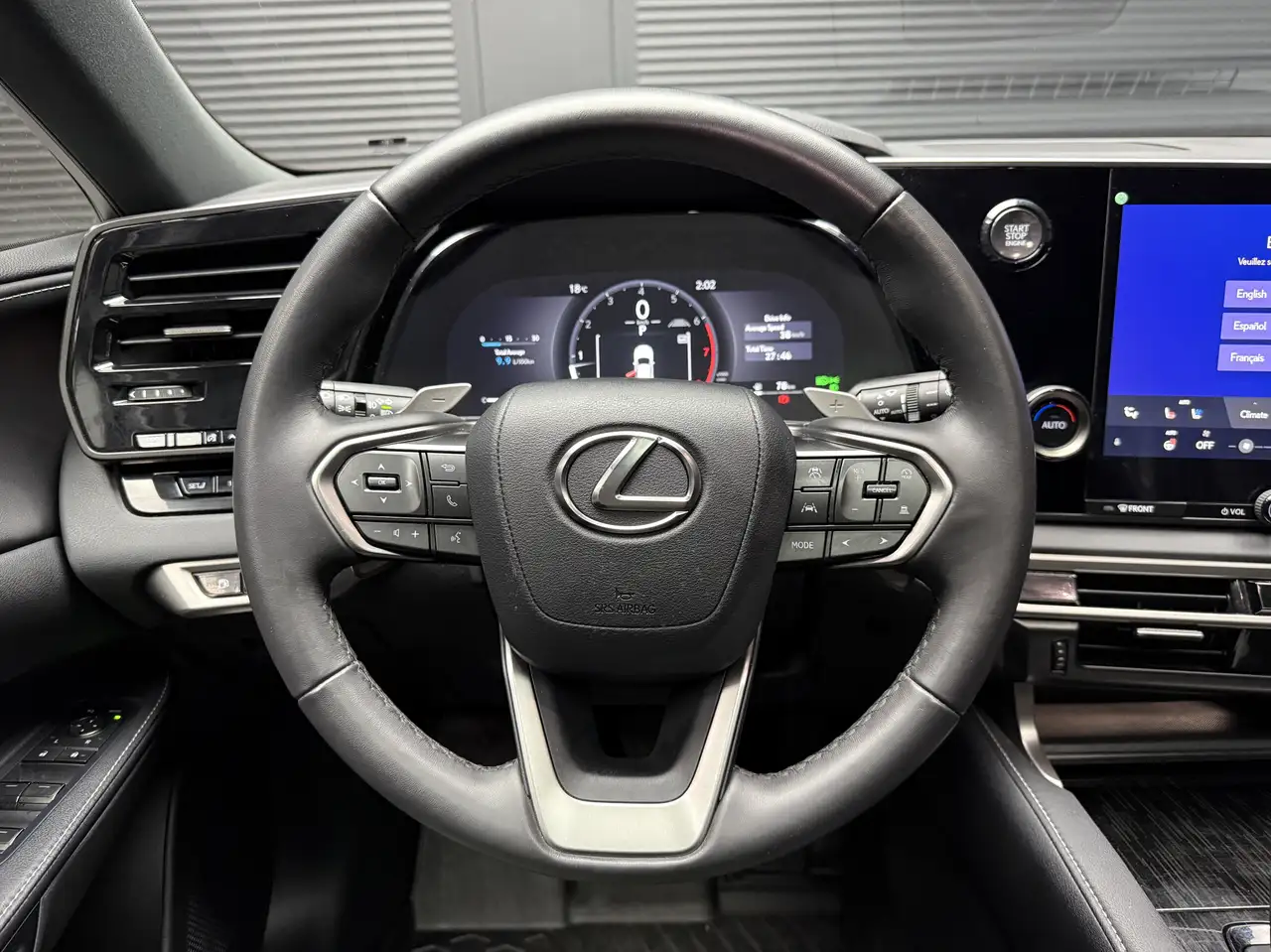 Lexus RX - Image 11