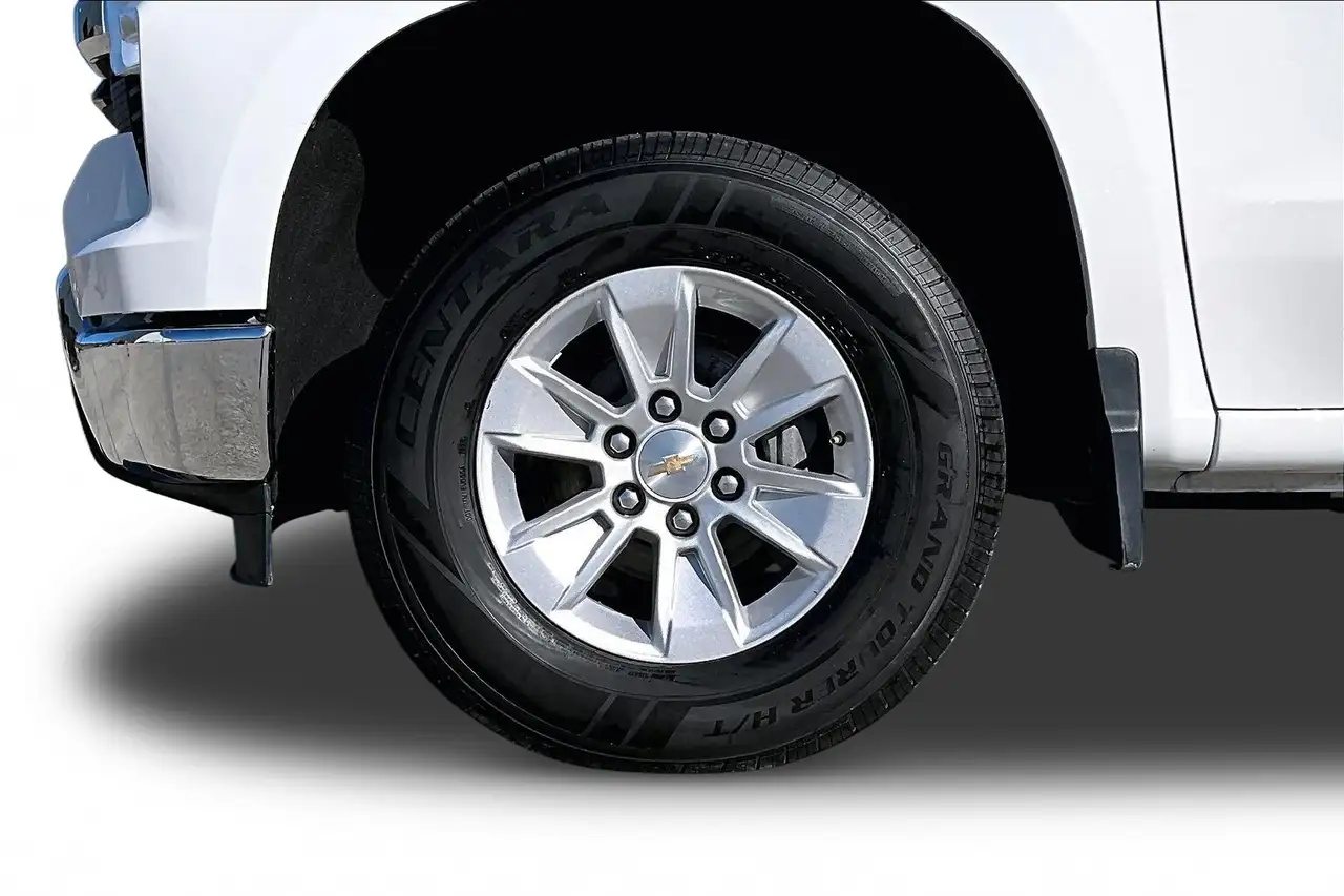 Chevrolet Silverado 1500 - Image 36