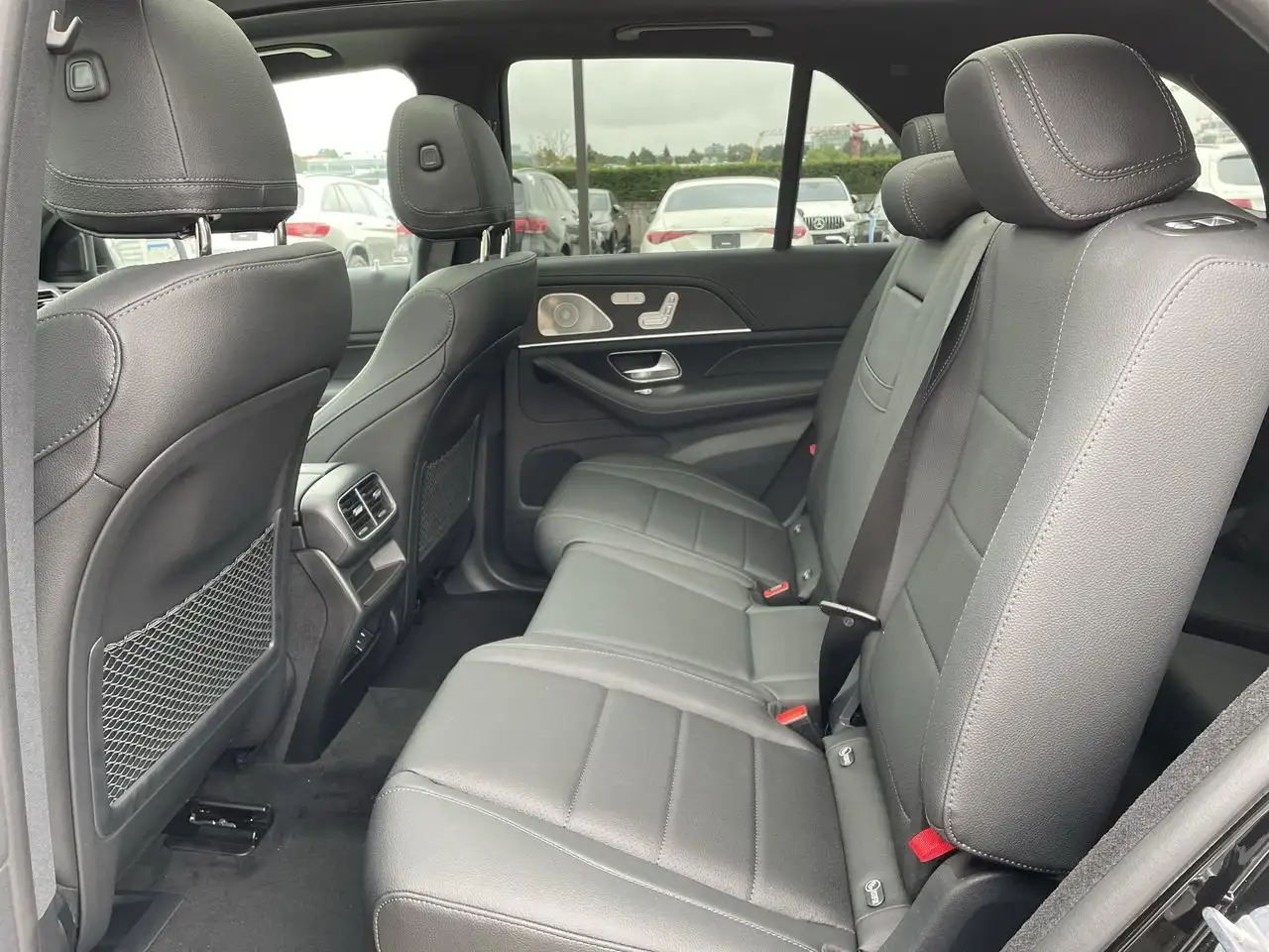 Mercedes-Benz GLE - Image 31