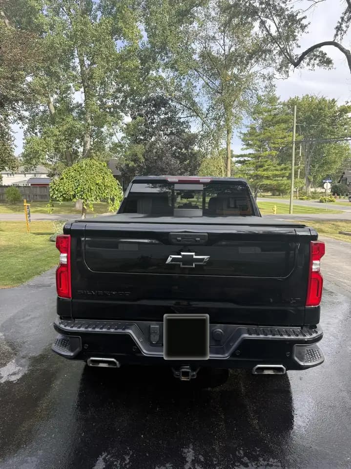 Chevrolet Silverado 1500 - Image 6