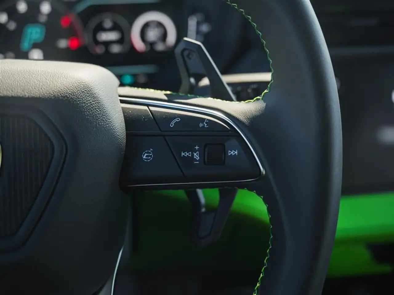 Lamborghini Urus - Image 17