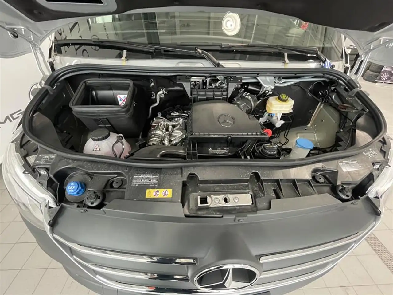 Mercedes-Benz Sprinter - Image 7