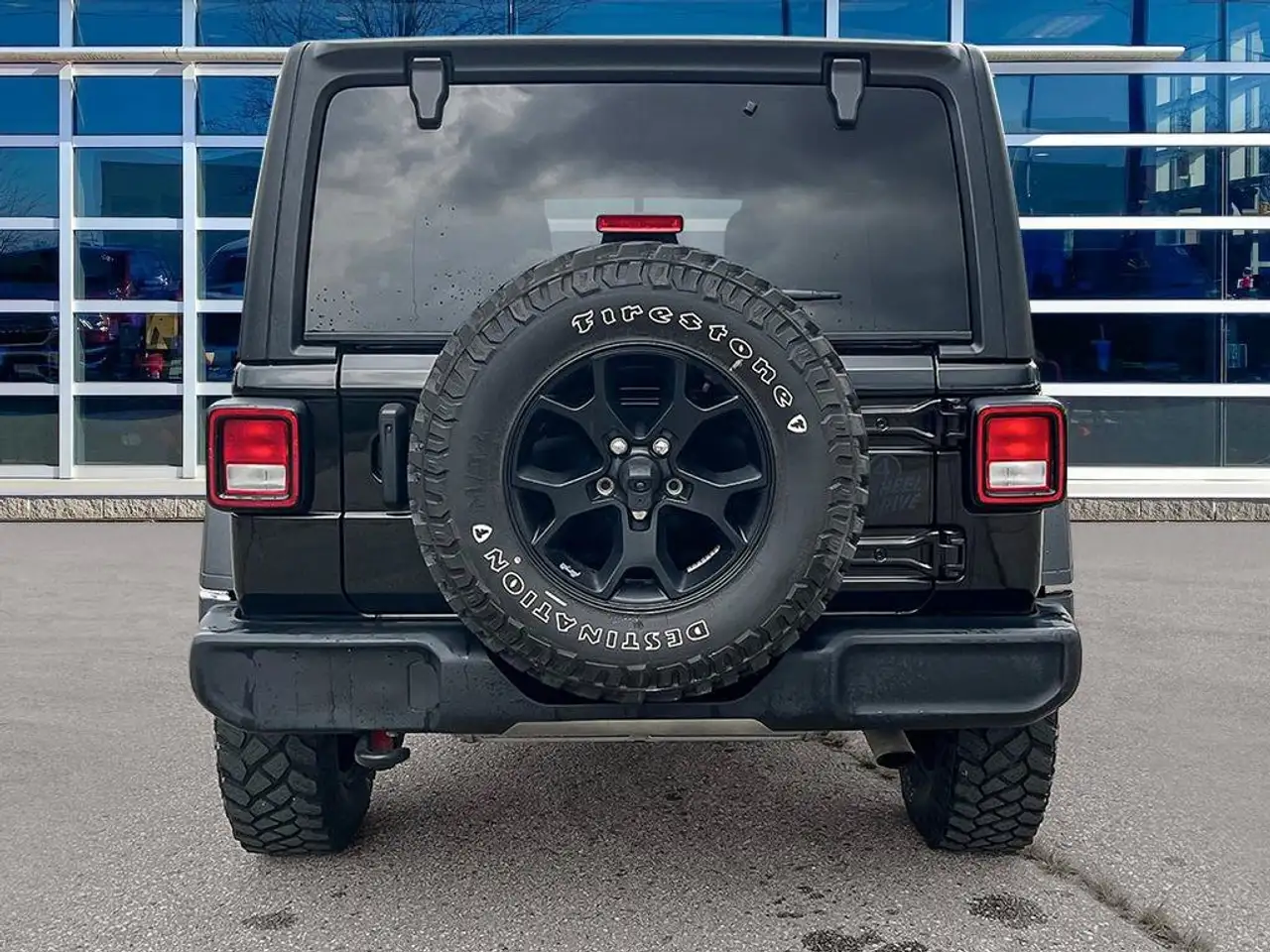 Jeep Wrangler - Image 4