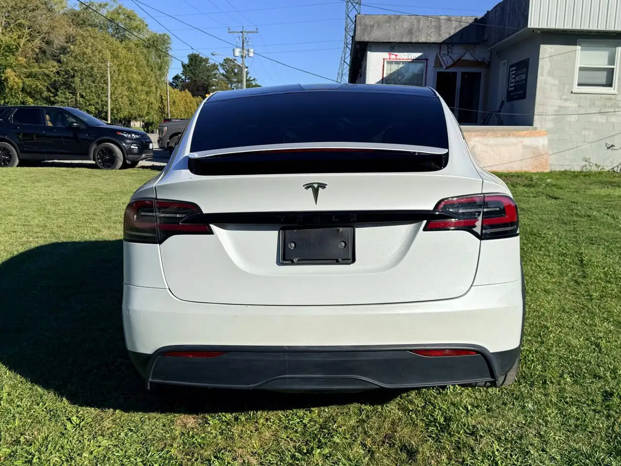 Tesla Model X - Image 4