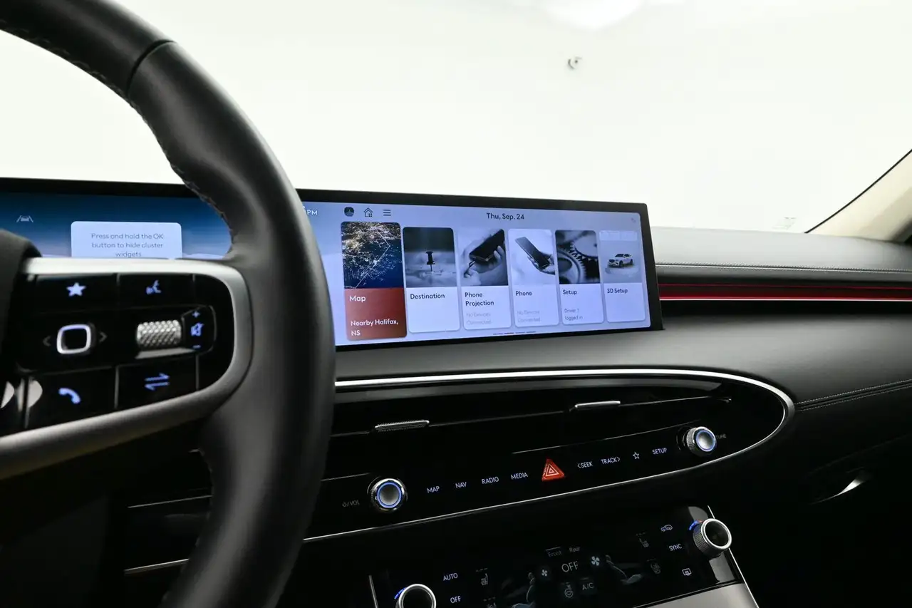 Genesis GV70 - Image 18