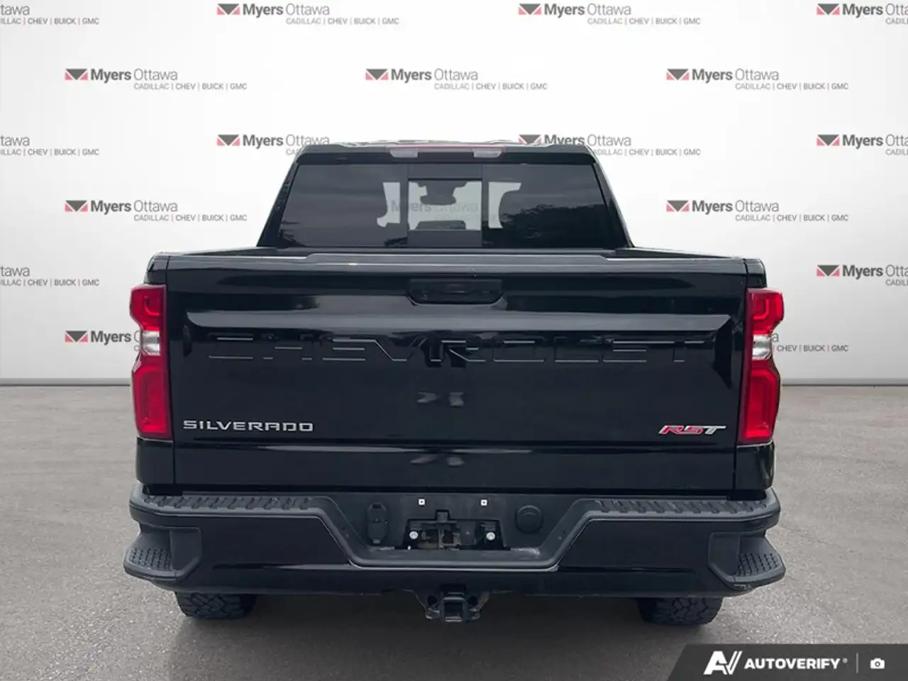 Chevrolet Silverado 1500 - Image 5