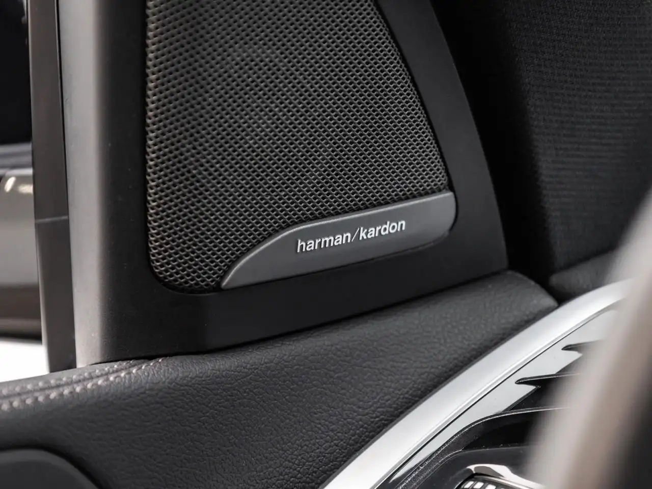 BMW X5 - Image 18