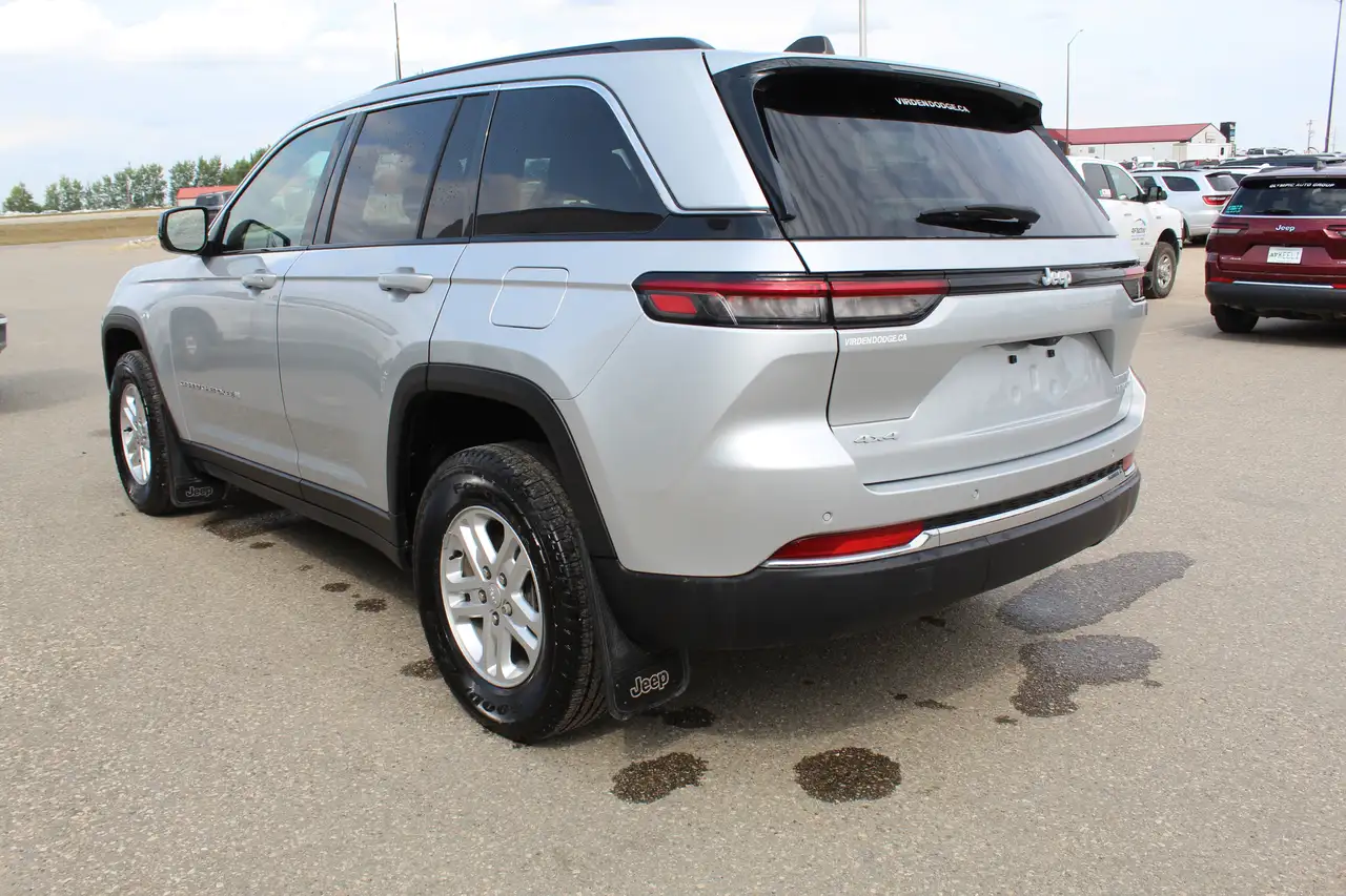 Jeep Grand Cherokee - Image 6