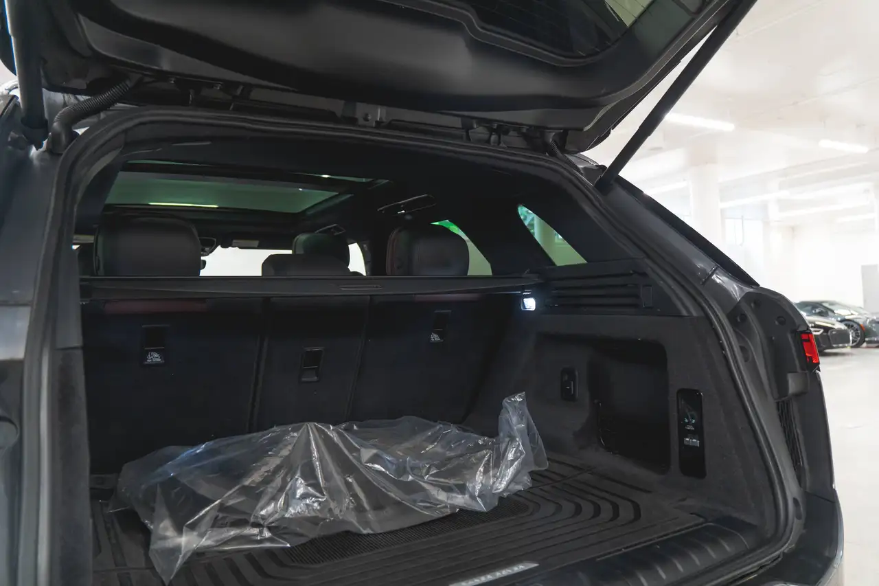 Land Rover Range Rover Sport - Image 17