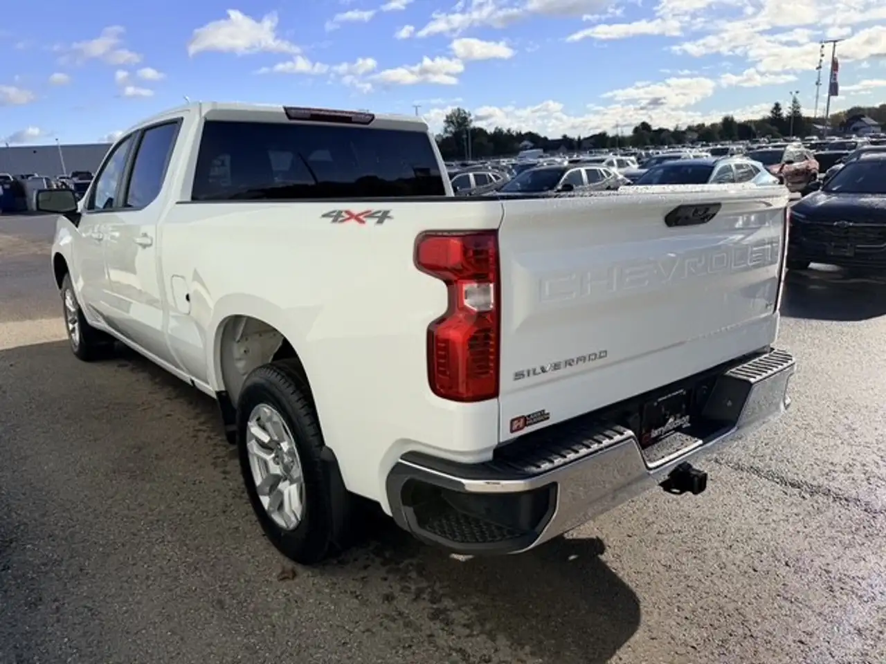 Chevrolet Silverado 1500 - Image 6