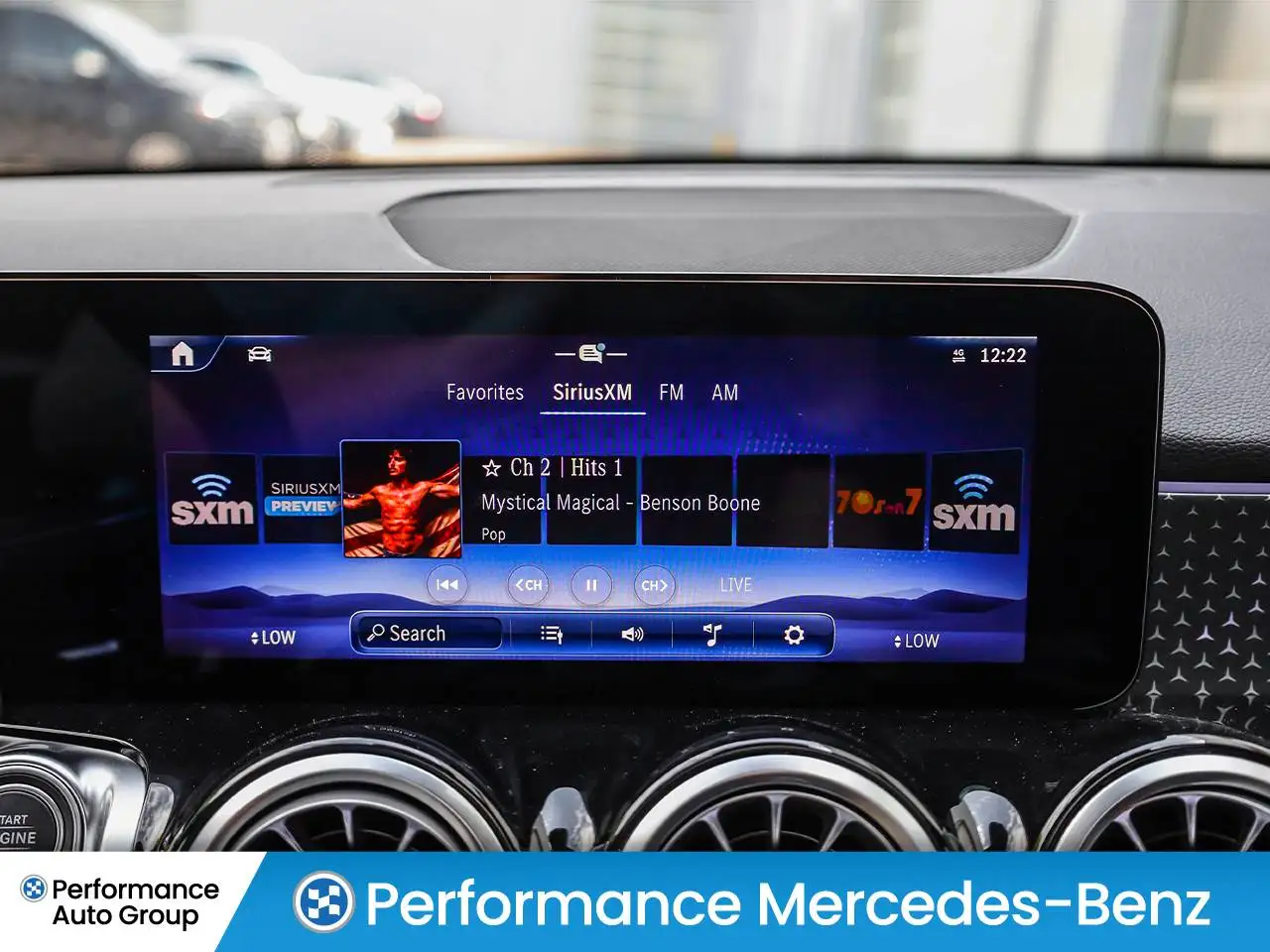 Mercedes-Benz GLB - Image 22