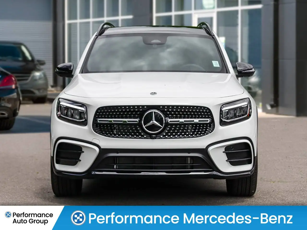 Mercedes-Benz GLB - Image 4